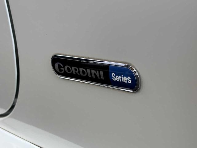 3000694A30260905W00108.jpg