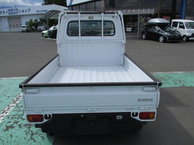 98145edf3bf81aec012d6865ca2ad1d1.jpg