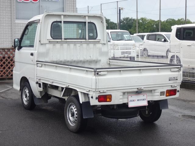 0509025A30260904W00212.jpg