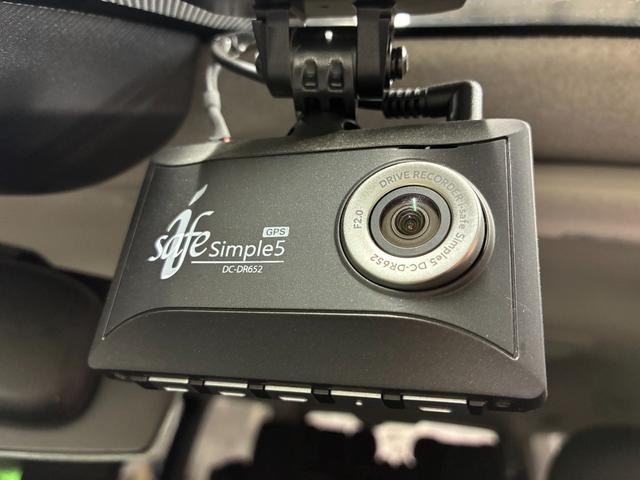 0541731A30261001W00115.jpg