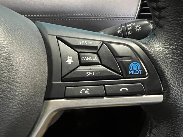 0505027A30261012W01213.jpg
