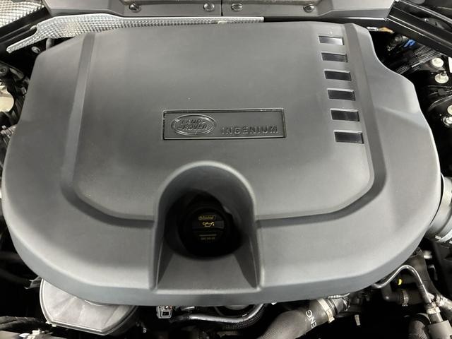 0301832A30260912W00113.jpg