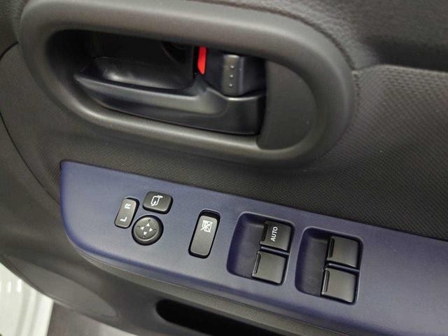 0303903A30260725W00112.jpg