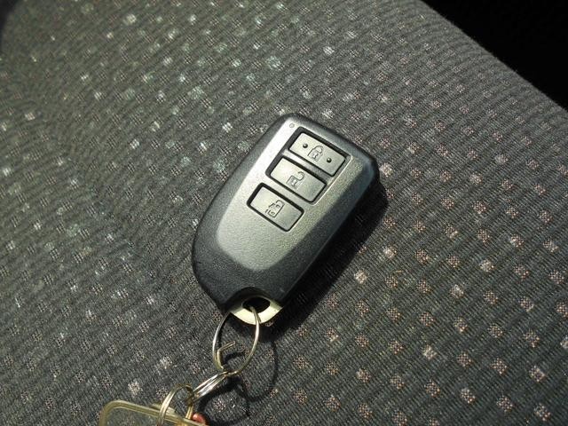 0561167A30260802W00211.jpg
