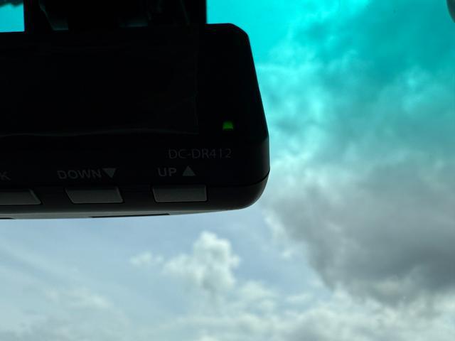 0709052A30260627W00218.jpg