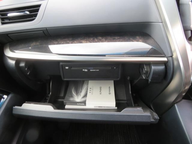 0505052A30260819W00114.jpg