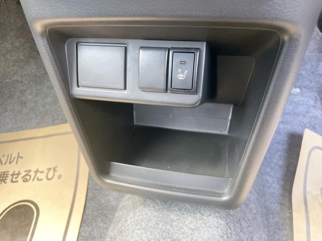 0203922A30260731W00718.jpg