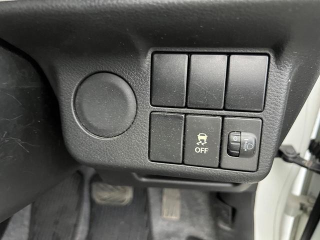 0506633A30260713W00303.jpg