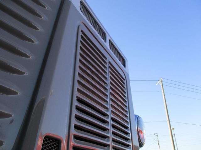 0402364A30261007W00114.jpg