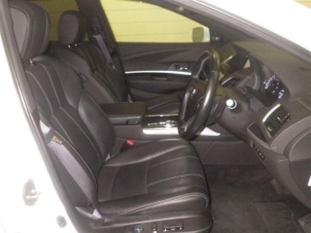 25378402_carP_l_4.jpg