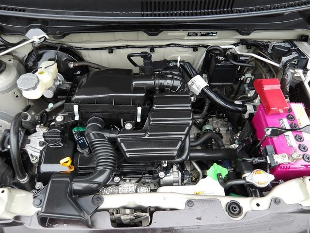0520536A30260912W00111.jpg