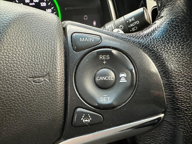0520129A30261024W00905.jpg