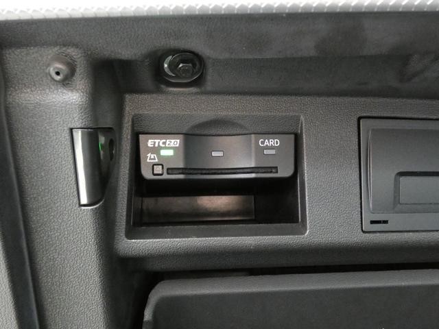 0700787A30260502W00219.jpg