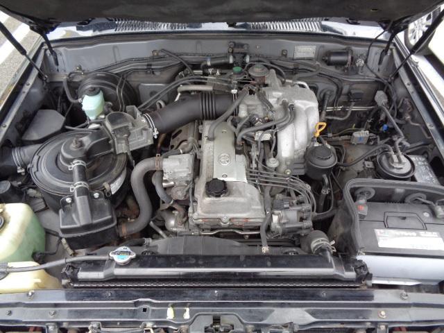 0903753A30260613W00118.jpg