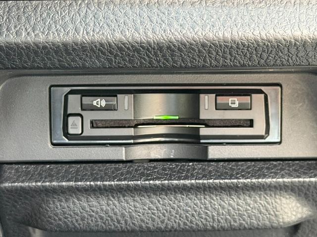 0520216A30260803W00815.jpg