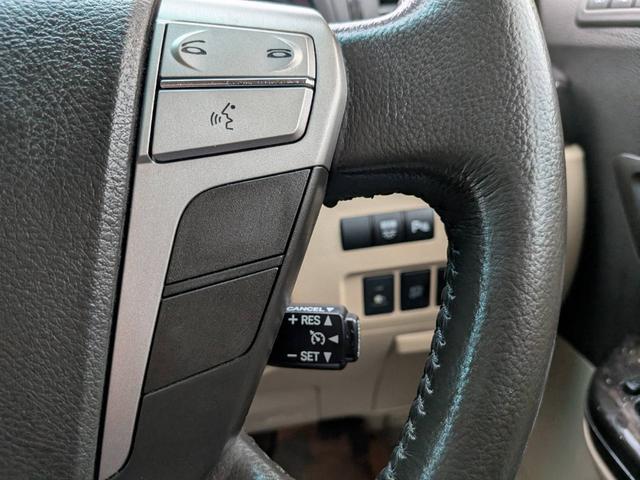 0541751A30260628W00709.jpg