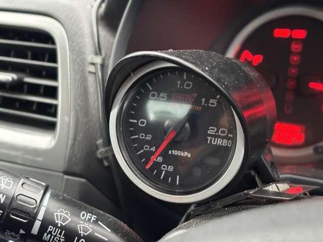 0541422A30260913W00113.jpg
