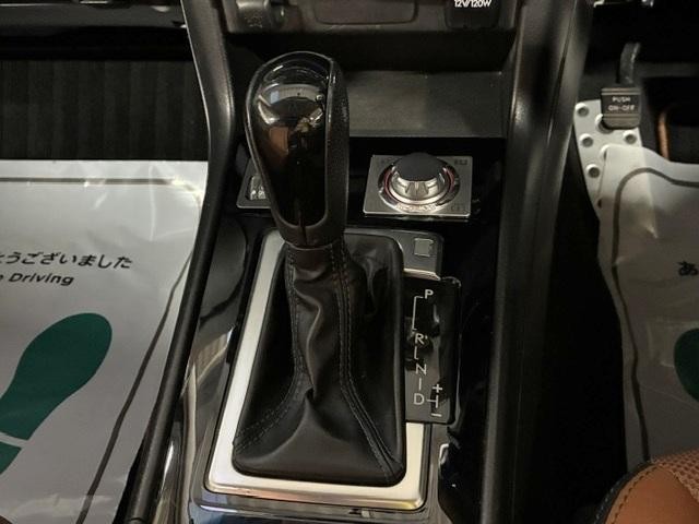 0560069A20261006W00407.jpg