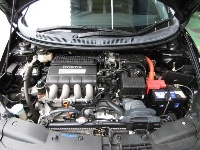0706894A30261004W00111.jpg