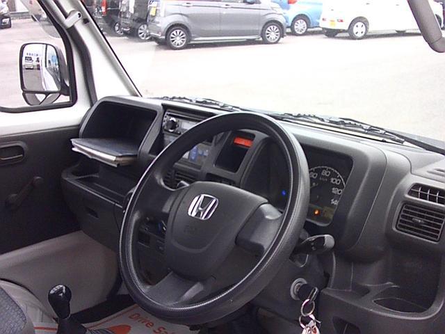 1100943A30260411W00111.jpg
