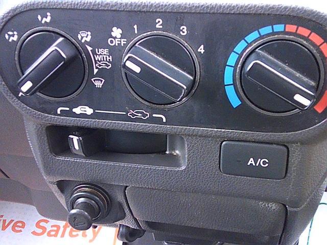 1100943A30260411W00113.jpg