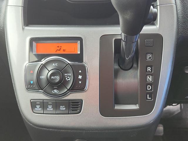 0600275A30260424W00215.jpg
