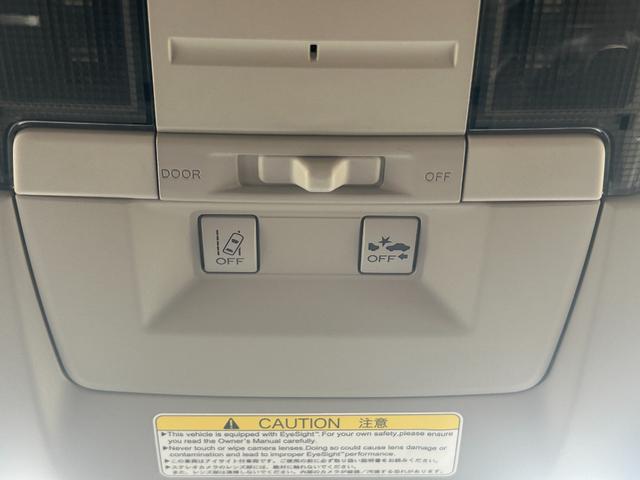0901504A30260622W00210.jpg