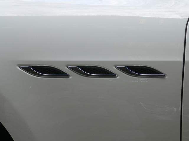 0703507A30250511W00216.jpg