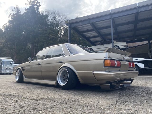 b14ccd2f1bfdfc851657e5242ac4ae0b.jpg