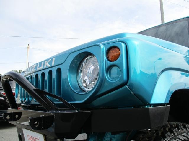 0402364A30260717W00112.jpg