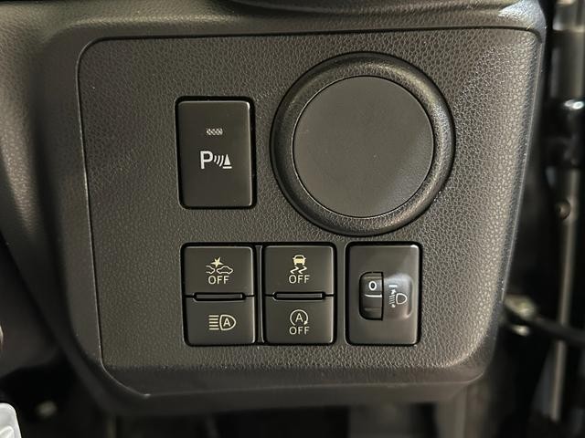 0509824A30261002W01404.jpg