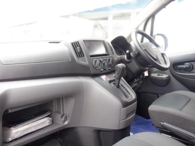 0709200A30260606W00117.jpg