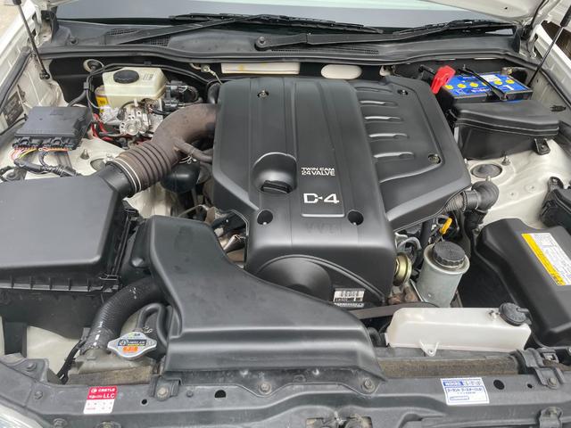 1001836A30260404W00103.jpg