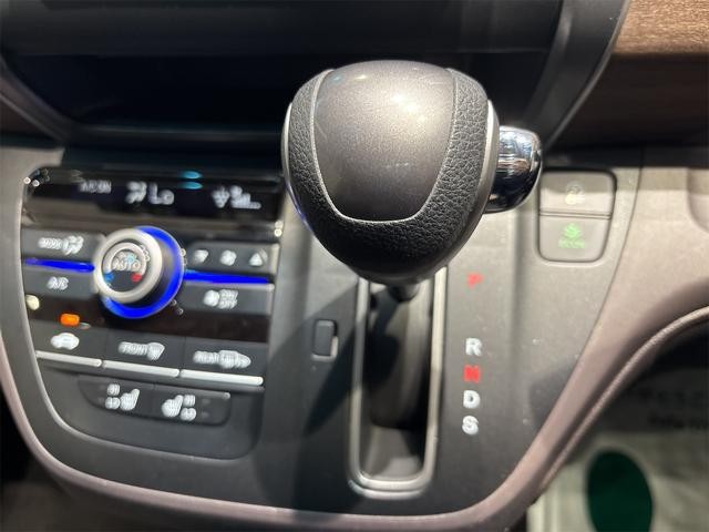 0701189A30261009W00109.jpg