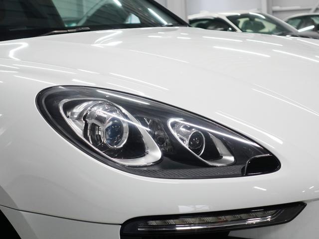 9700312A30260628W00216.jpg