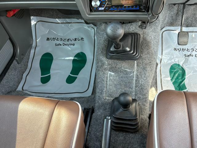 0520624A30260531W00513.jpg