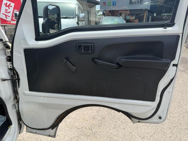 1301207A30260512W00115.jpg