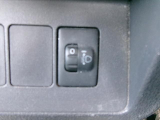 0803064A30260702W00214.jpg