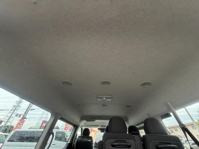 0520056A30260704W00118.jpg