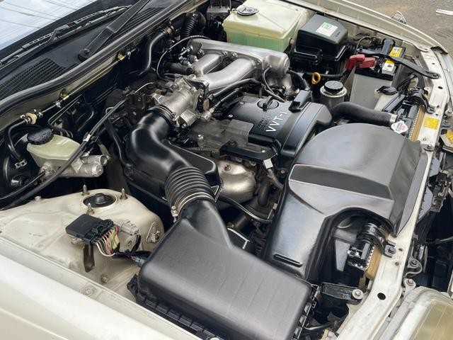 0403469A30260723W00119.jpg