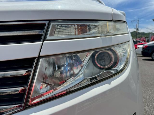 1010518A30260326W00215.jpg