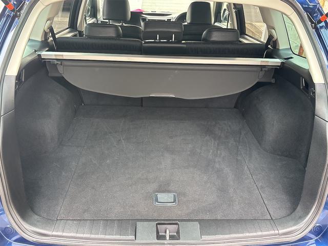 0902306A30260603W00716.jpg