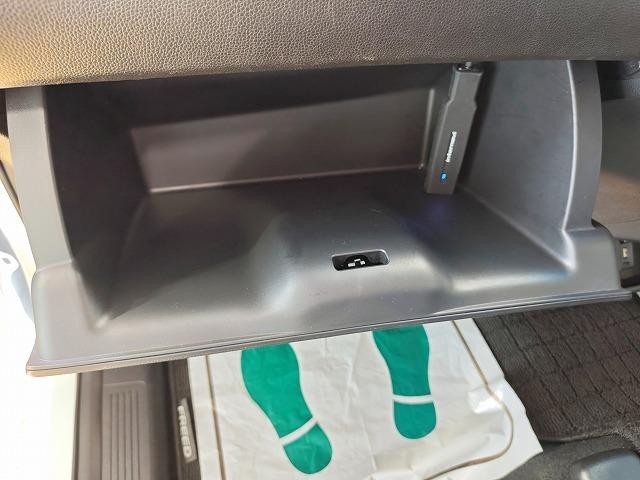 0508496A30260821W00210.jpg