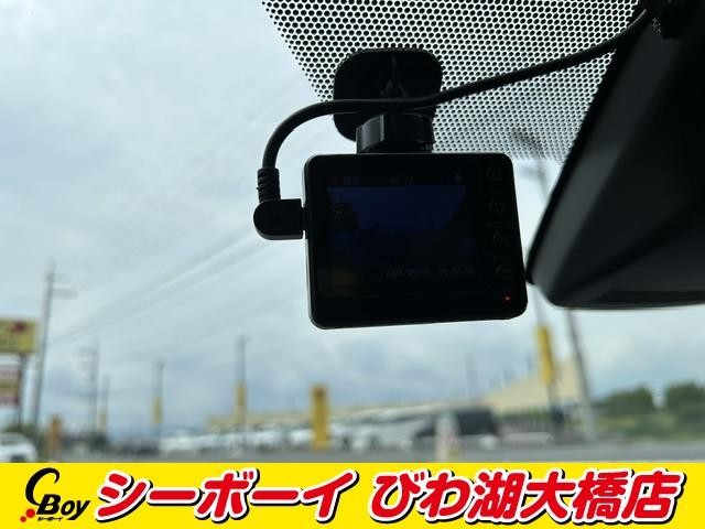 0705911A30260507W00118.jpg