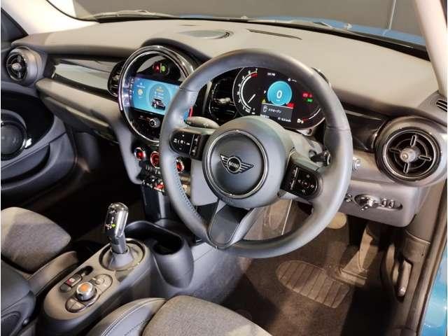 25157251_carP_l_7.jpg