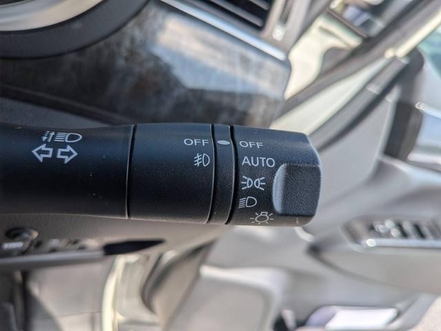 0541751A30261002W01505.jpg