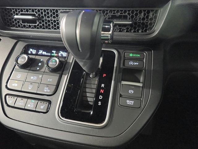 0201190A30260910W00114.jpg