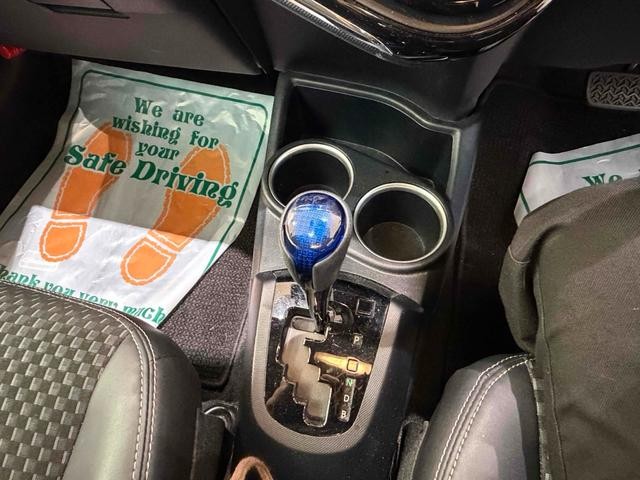 0701093A30260910W00709.jpg