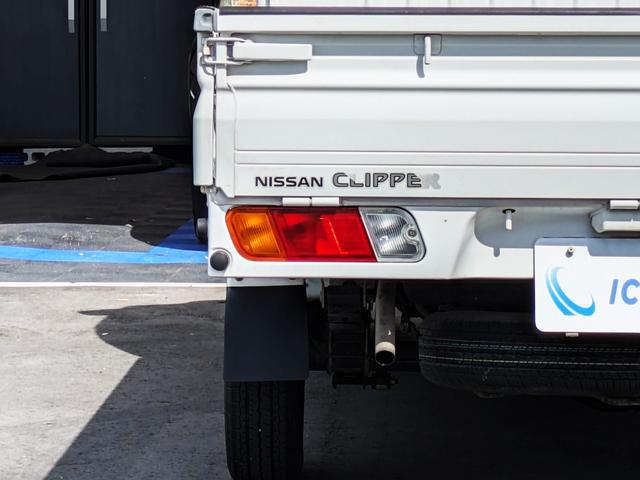 0704850A30260419W00112.jpg