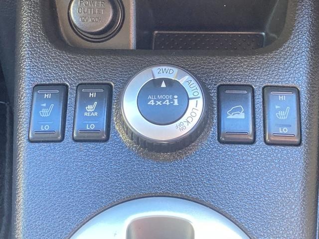 0220006A30261002W00412.jpg